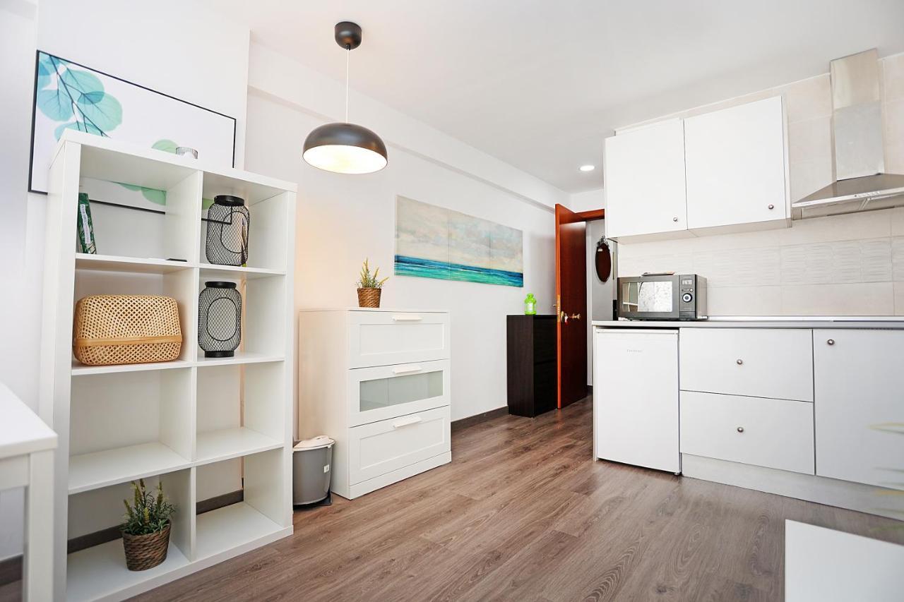 Holidays2Malaga Goya - Zona Huelin & 500 Mts De La Playa Apartamento Exterior foto