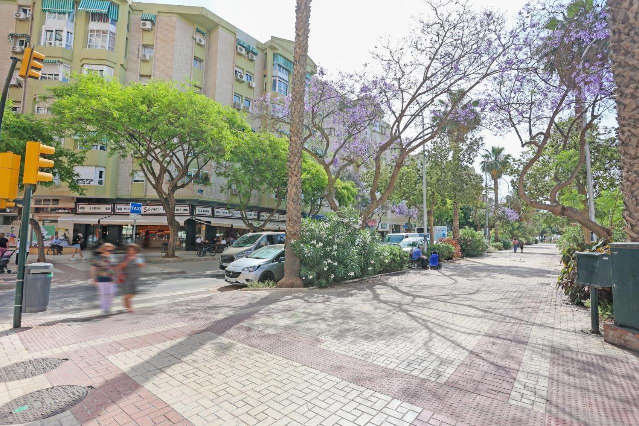 Holidays2Malaga Goya - Zona Huelin & 500 Mts De La Playa Apartamento Exterior foto